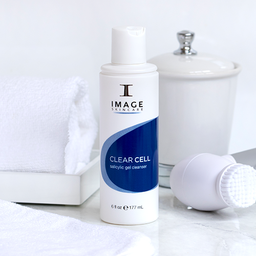 CLEAR CELL -  CLARIFYING GEL CLEANSER